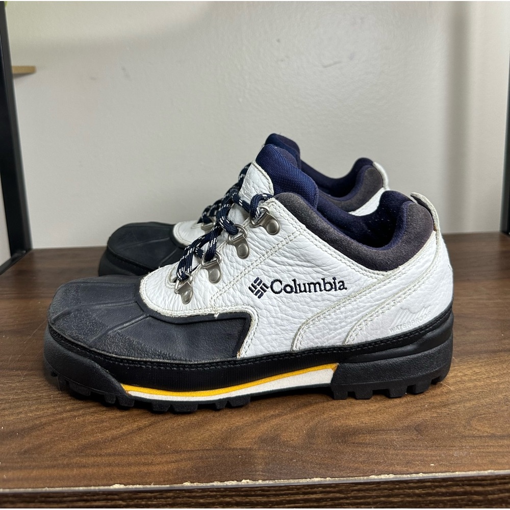 Columbia Women's Shoes - White and Black